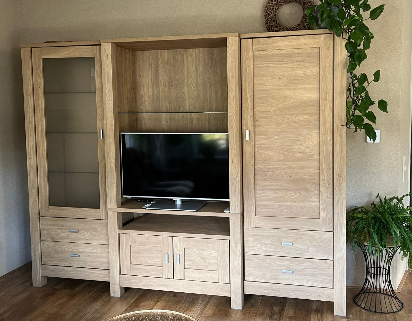 Eikenhouten TV-meubel met vitrinekast en opbergkast, Huis en Inrichting, Gebruikt, Eikenhout, Ophalen of Verzenden, 200 cm of meer