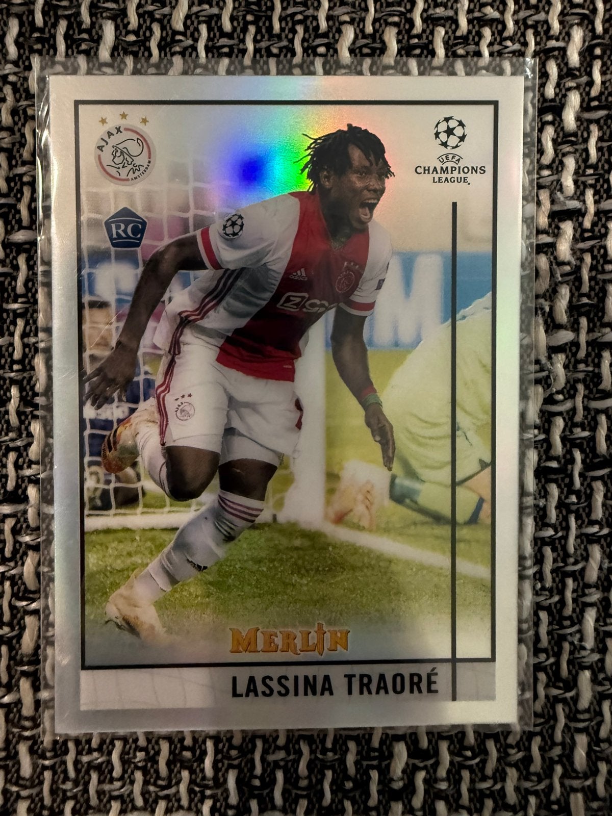 Topps Merlin Lassina Traore rookie refractor, Ophalen of Verzenden, Zo goed als nieuw