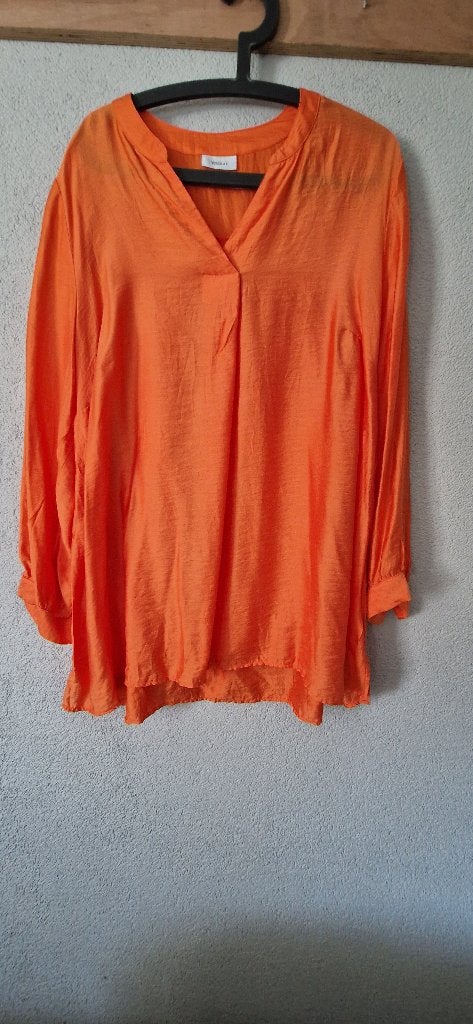 Prachtige oranje blouse Maat 48, Kleding | Dames, Grote Maten, Verzenden, Zo goed als nieuw, Oranje, Blouse of Tuniek