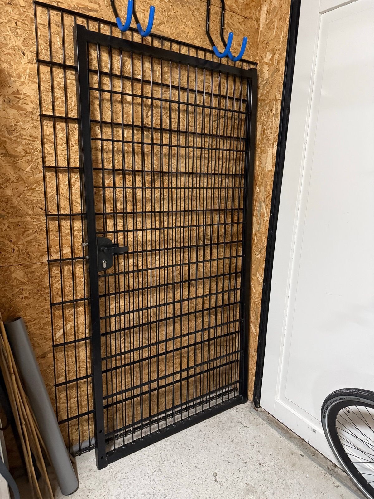 Dubbelstaafs loophek 200x100 met 2 ronde palen 280 cm, Tuin en Terras, Ophalen, Met poort, Gebruikt, Dubbelstaafmat hekwerk
