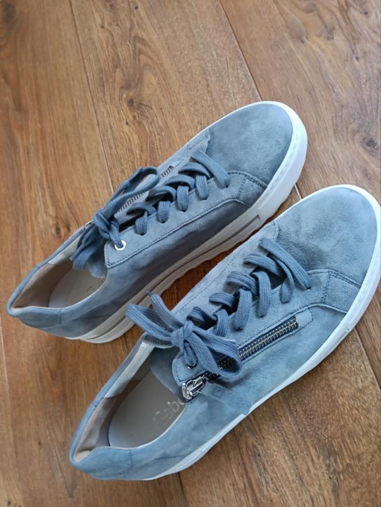 Gabor suede sneakers maat 9, Kleding | Dames, Schoenen, Ophalen of Verzenden, Zo goed als nieuw, Sneakers of Gympen