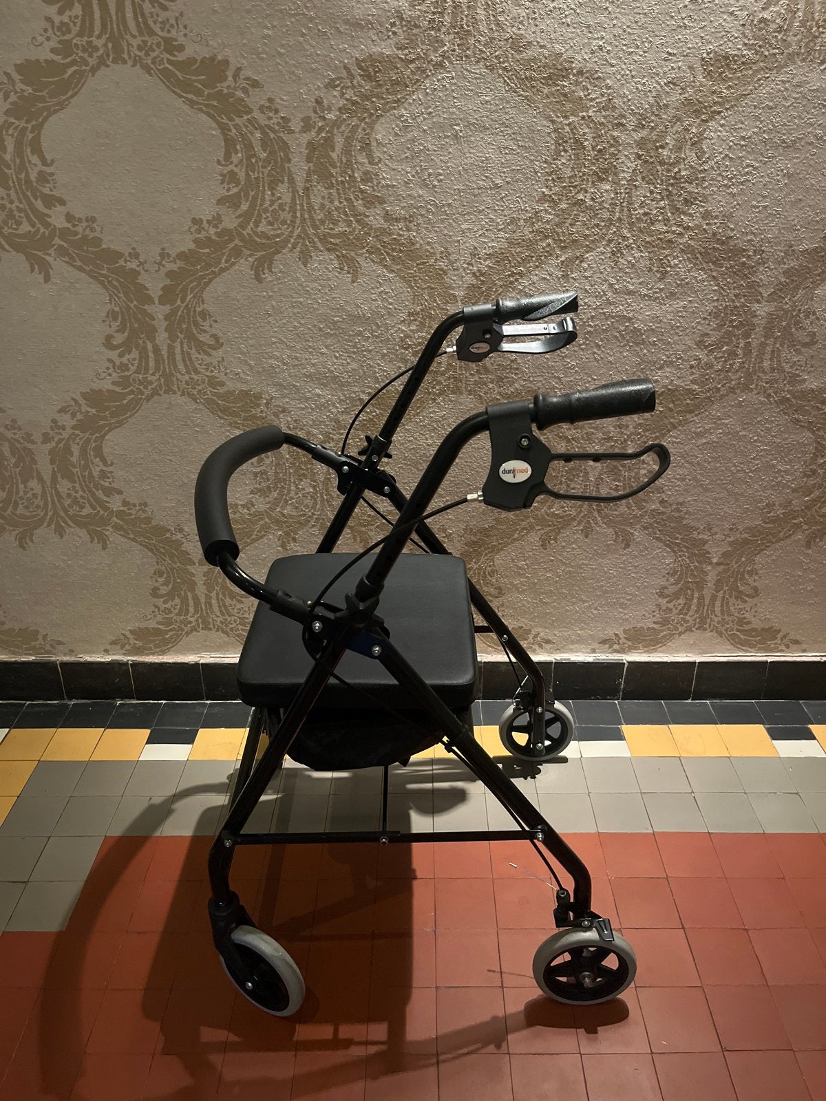 Prachtige rollator Dunimed, Diversen, Ophalen of Verzenden, Opvouwbaar, Nieuw