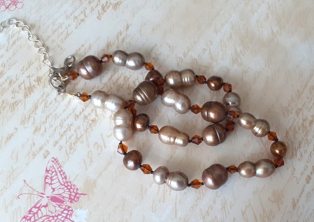 Ketting zoetwaterparel en kristal bruin 36cm verstelbaar, Bruin, Nieuw, Ophalen of Verzenden, Steen of Mineraal