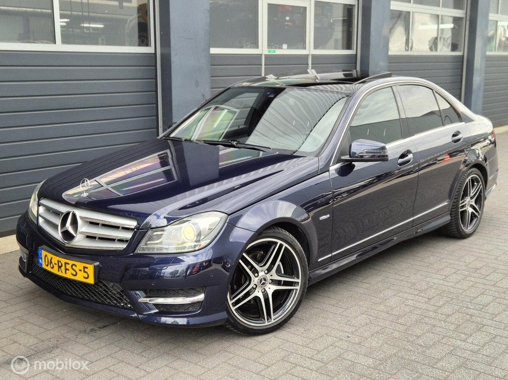 Mercedes C-klasse 180 CGI BlueEfficiency 125! Avantgarde | A, Auto's, Automaat, Achterwielaandrijving, Blauw, 1796 cc