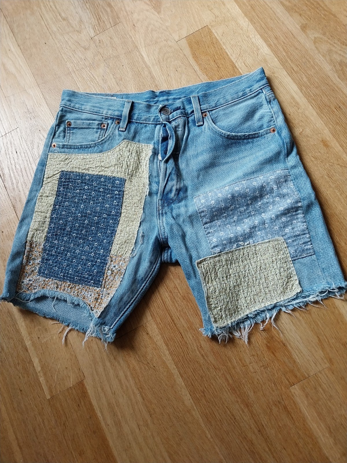 LEVIS BERMUDA  ZGAN, Ophalen of Verzenden, Zo goed als nieuw, Blauw, W33 - W34 (confectie 48/50)