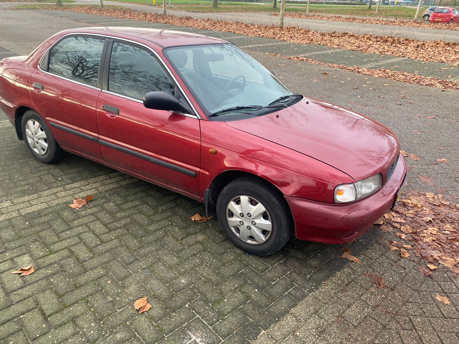Suzuki Baleno 1.6 GLX Sedan AUT 1997 Rood Inruil mog iPhone, Ophalen, Suzuki