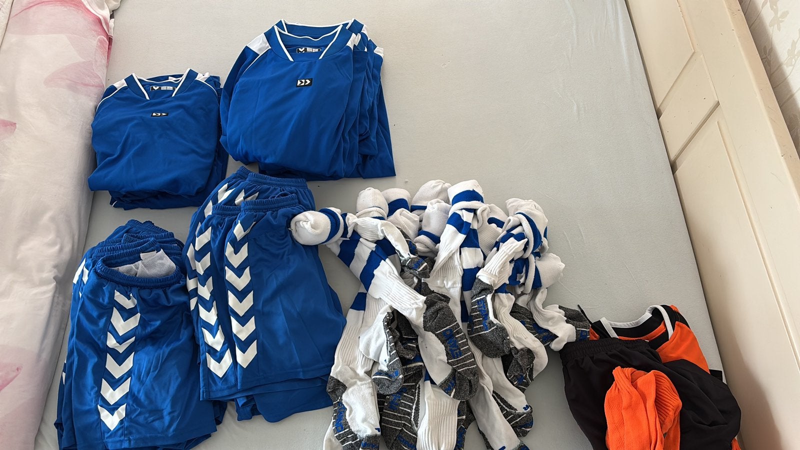Hummel kleding set 14/15 keer plus keepers tenue, Maat XS of kleiner, Ophalen of Verzenden, Zo goed als nieuw, Shirt