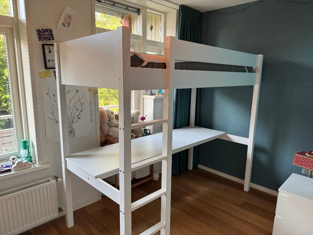 Petit Amelie Hoogslaper met bureau - Wit, Huis en Inrichting, Ophalen, Gebruikt, Eenpersoons, 160 tot 180 cm