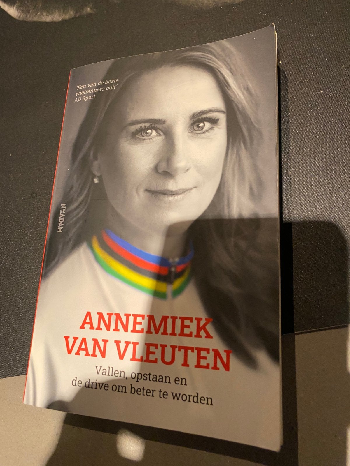 Boek annemiek van vleuten, Ophalen, Zo goed als nieuw