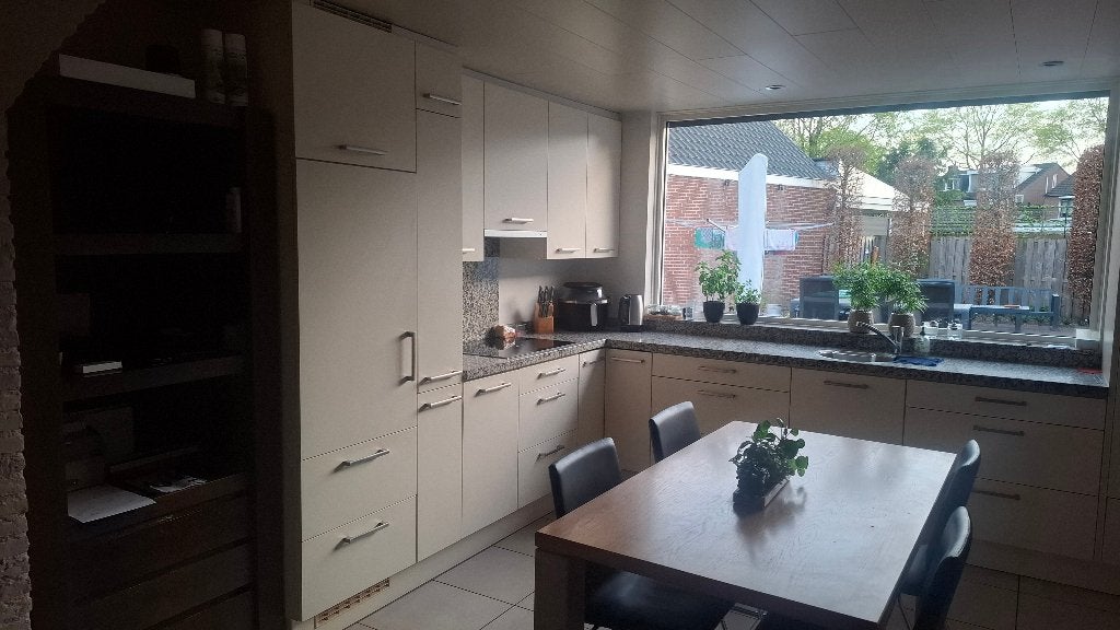 creme kleurige keuken gratis, Ophalen, Gebruikt, Hoekkeuken, Graniet of Steen