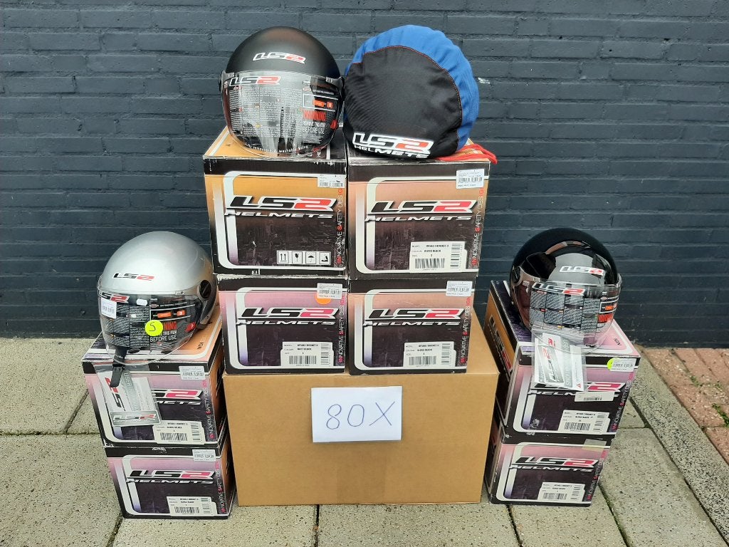 Partij 80 helmen XS S partij brommer helm partij scooterhelm, XS, Bergen NH, Jethelm, Tejo's Handel