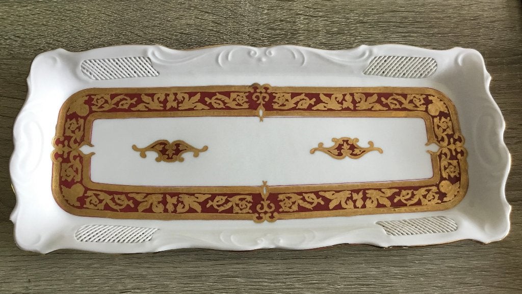 Cakeschaal Moga, hand maid and hand painted in Romania, Gebruikt, Ophalen of Verzenden, Schaal of Schalen, Overige stijlen