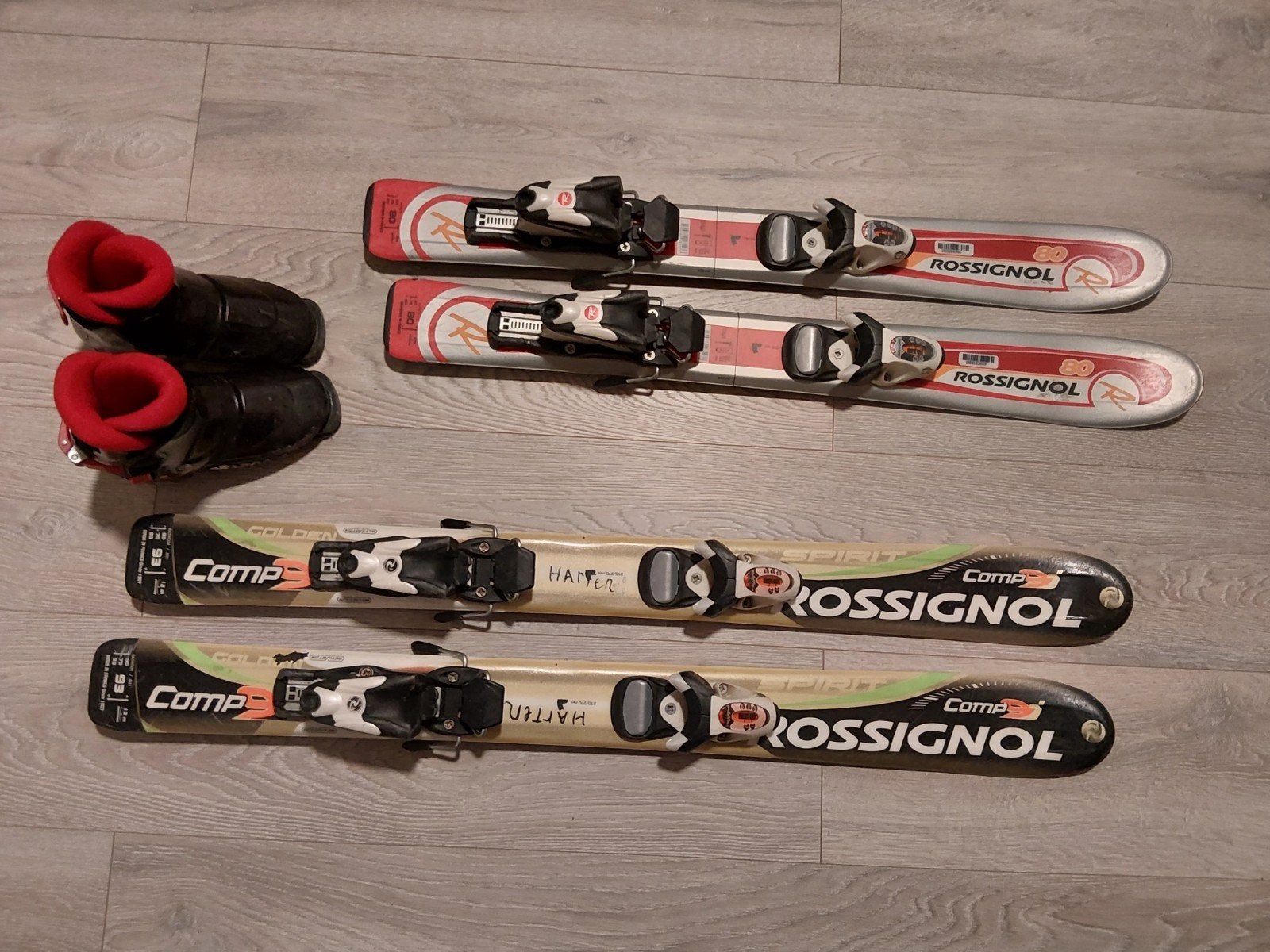 2 paar kinder ski's maat 80cm 93cm paar skischoenen maat17.5, Ophalen, Gebruikt, Rossignol, Skiën
