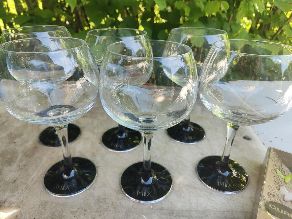 6 MIX cocktail glazen met zwarte voet Aperol - Limoncello 🍹, Ophalen of Verzenden, Zo goed als nieuw, Overige typen