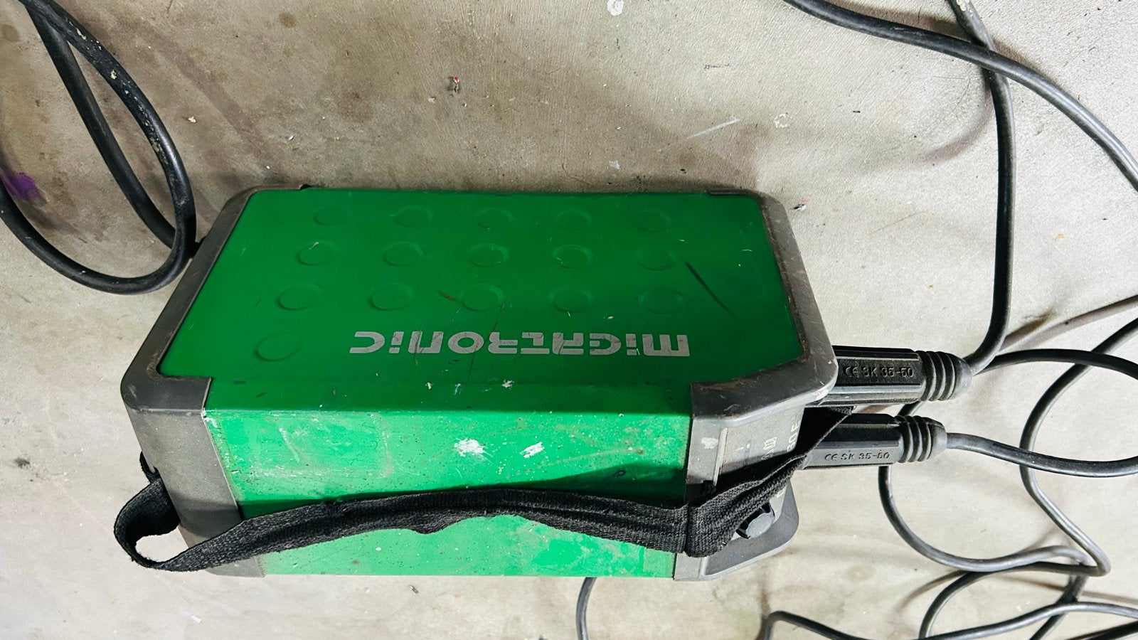 Migatronic Delta 160 E lasapparaat met lange lastang en aard, Ophalen, Gebruikt, 150 tot 250 ampère, Elektroden