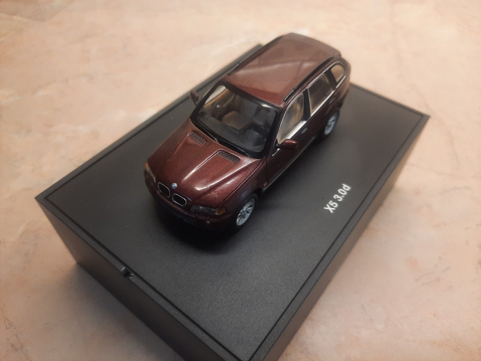 Minichamps BMW X5 3.0D E53 Dealer Edition 1:43, Hobby en Vrije tijd, Modelauto's | 1:43, Ophalen of Verzenden, Nieuw, Auto, MiniChamps