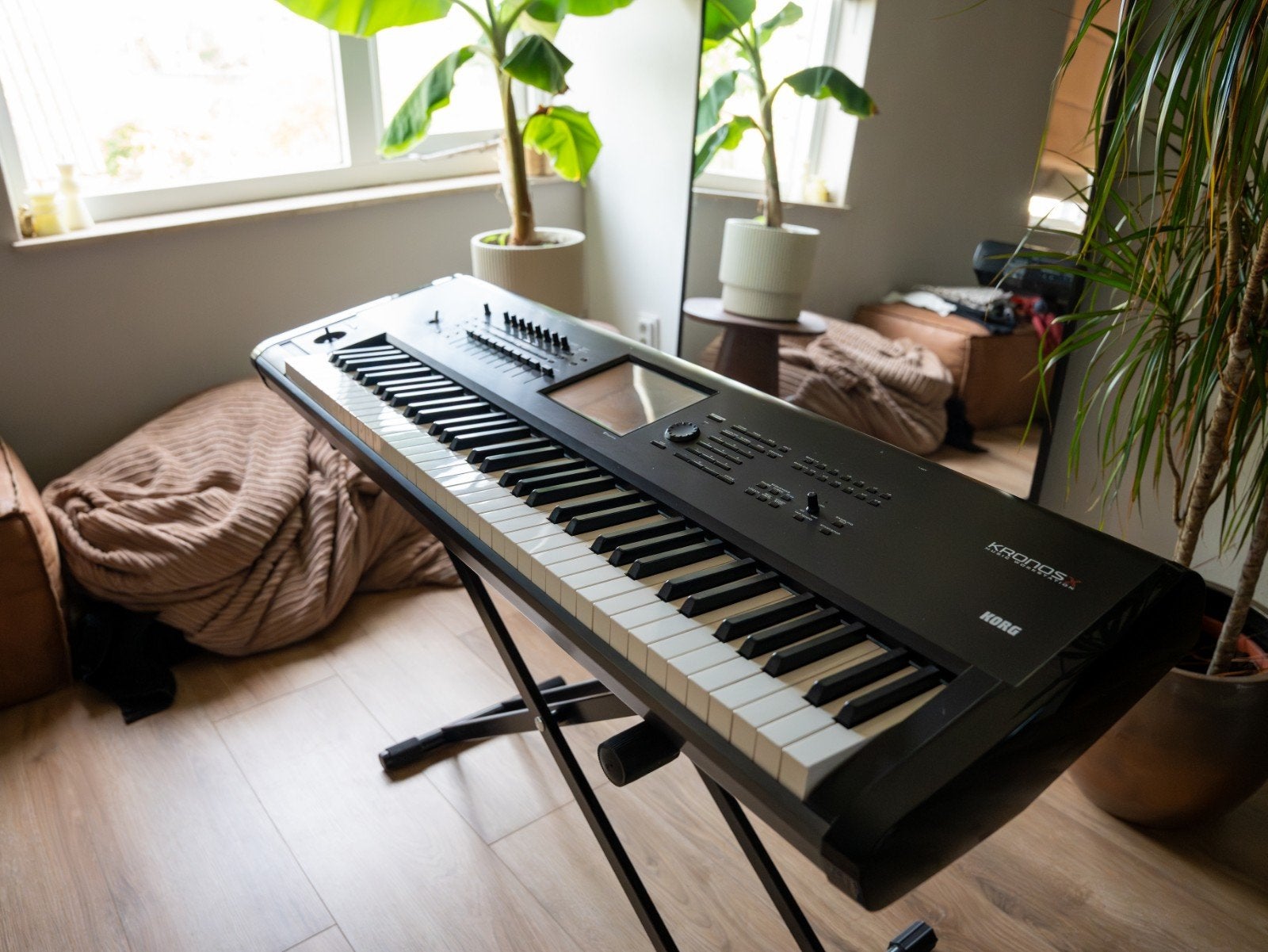 Korg Kronos X 73  Music Workstation Synthesizer, Ophalen, Korg, Overige aantallen, Zo goed als nieuw
