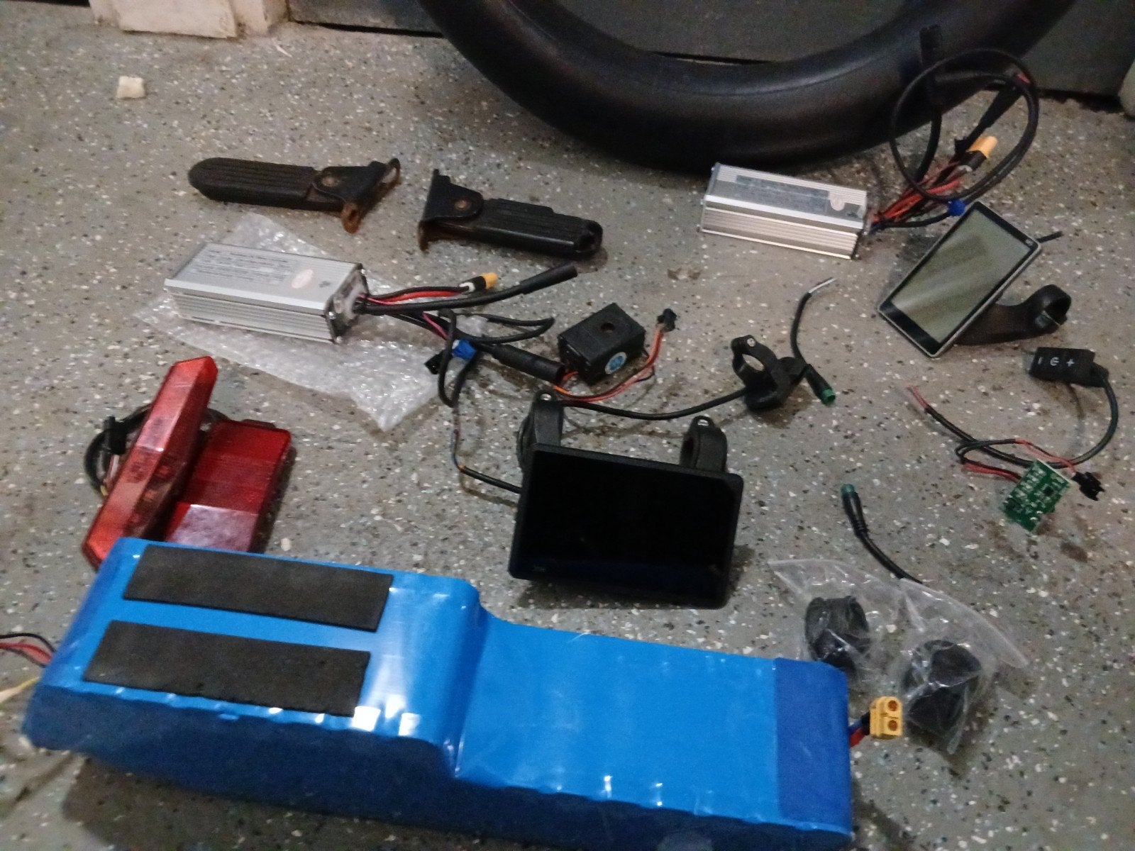E-bike ombouwset: accu, controller, display, verlichting, Gebruikt, Elektrische fiets, Onbekend, Ophalen of Verzenden