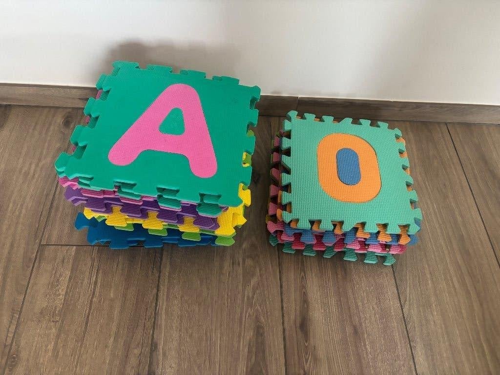 Foam puzzel letters en cijfers, Ophalen, Gebruikt, Puzzelen