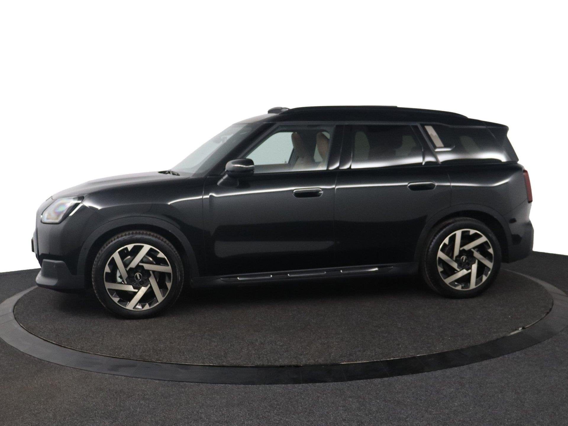 MINI Countryman E Favoured M 66.5 kWh | SOH 100% | Pakket M, Auto's, Dealer onderhouden, Gebruikt, Countryman, Met garantie (alle)