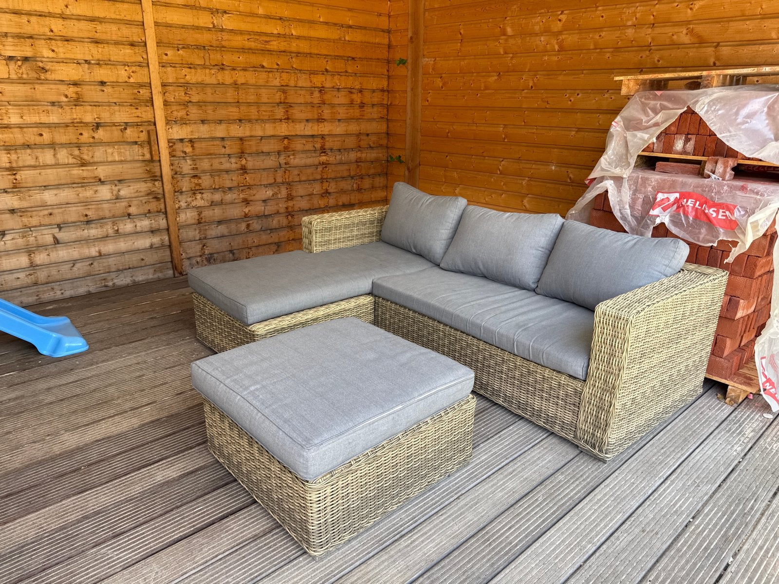 Nette gebruikte loungeset met poef en antraciete kussens, Ophalen, Gebruikt, 3 zitplaatsen, Loungeset