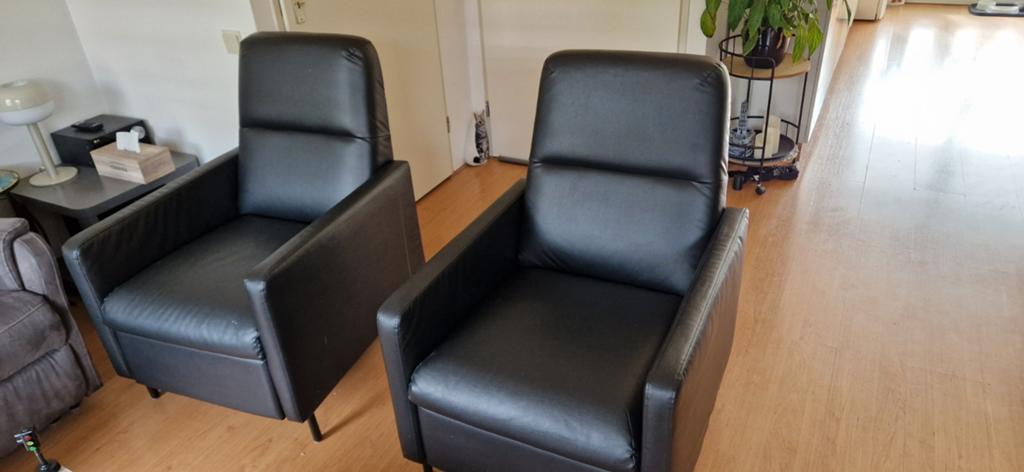 Fauteuil 2 x zwart nepleer, Ophalen, Gebruikt, Zwart