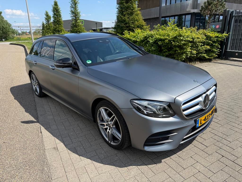 Mercedes-Benz E-Klasse E250 155KW Estate AMG 9G-TR 2018, Auto's, Mercedes-Benz, Automaat, Zwart, 4 cilinders, Stationwagon