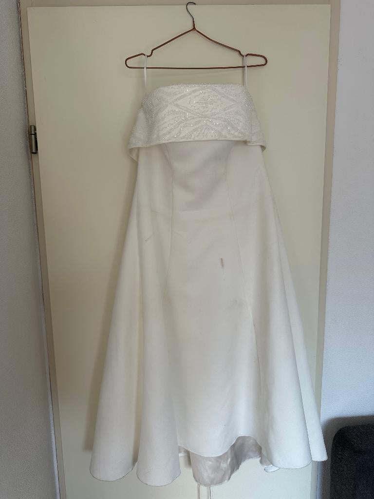 Classy wedding dress size 40, Ophalen of Verzenden, Gedragen, Wit, Trouwjurk