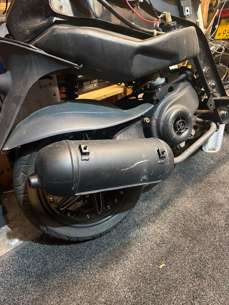 Zip 80cc blok  Onderdelen - Motorblok, Uitlaat, Carburateu, Fietsen en Brommers, Brommeronderdelen | Scooters, Ophalen of Verzenden
