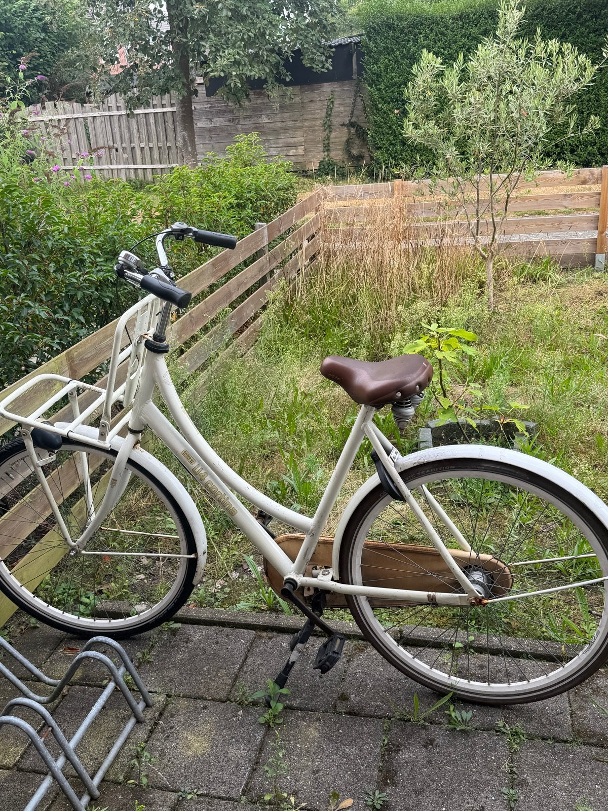 Witte damesfiets met voordrager, 50 tot 53 cm, Trommelrem, Ophalen, Overige merken