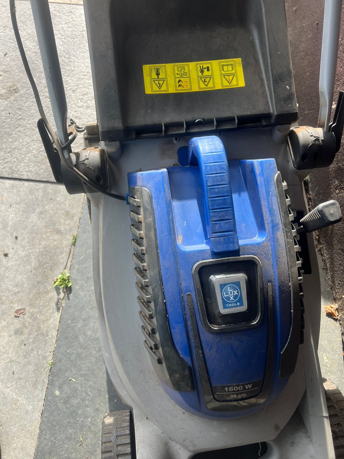 Grasmaaier Lux Tools, Ophalen, Gebruikt, Elektrische grasmaaier