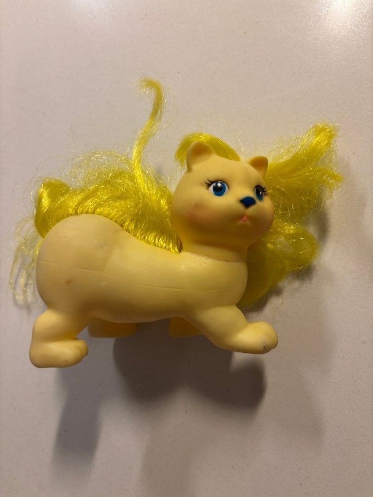 Vintage lady lovely locks pretty kitty cat kat met geel haar, Ophalen of Verzenden, Zo goed als nieuw