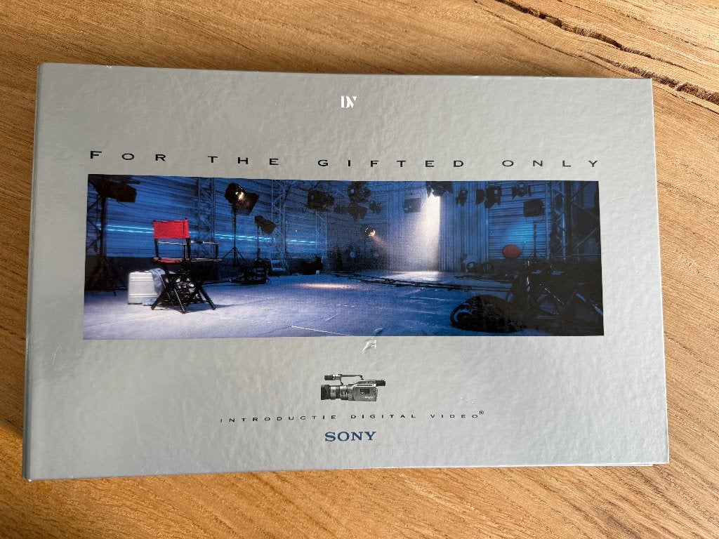 SONY uniek produkthandboek sony digitale video, Mini dv, Gebruikt, Overige typen, Ophalen of Verzenden