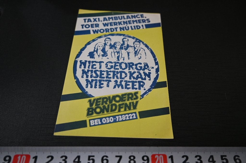 sticker Vervoersbond FNV Taxi Ambulance Toer werknemers, Ophalen of Verzenden, Zo goed als nieuw