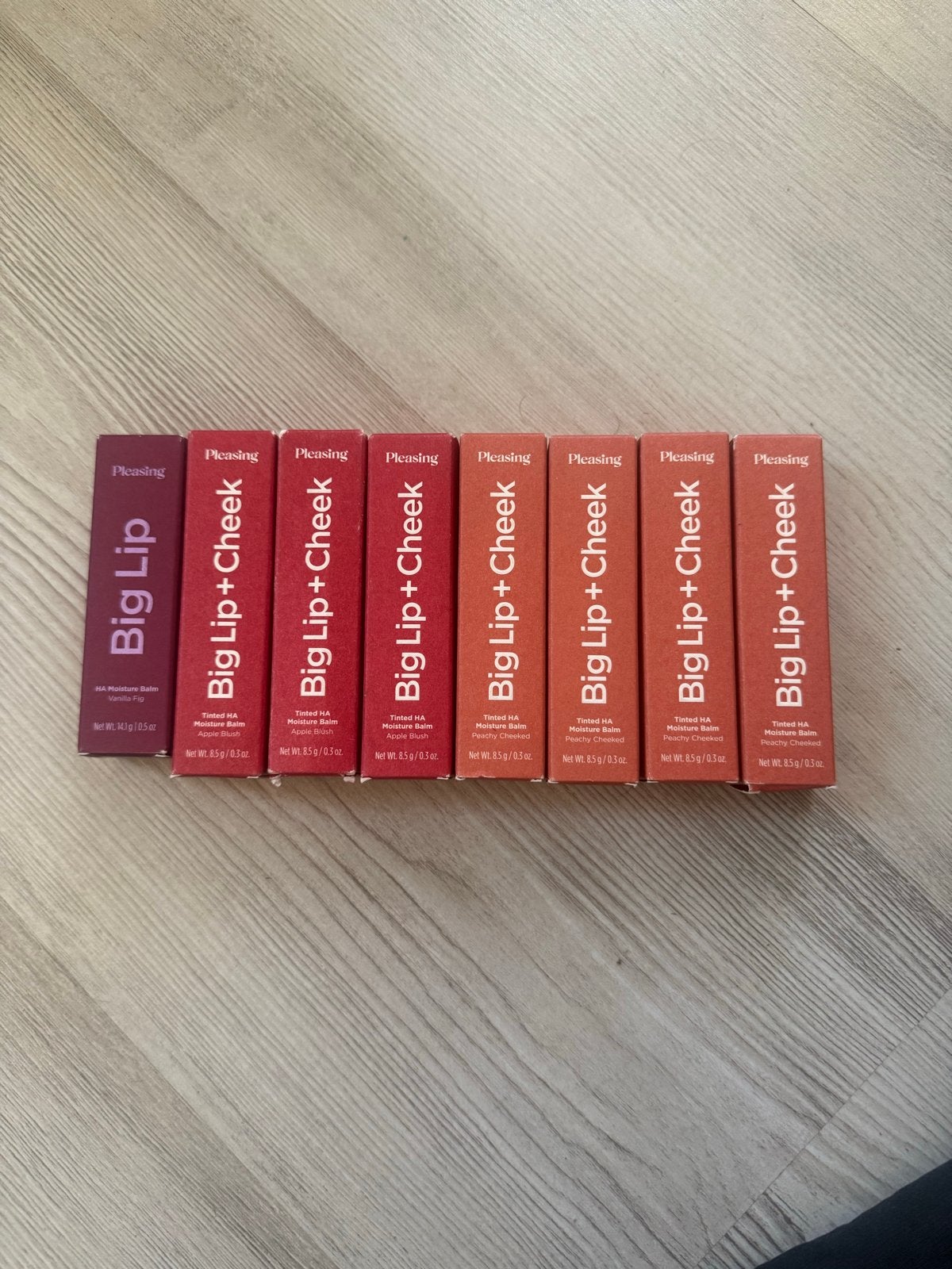 Pleasing Moisture Balm - 8 Stuks in Diverse Kleuren, Nieuw, Ophalen of Verzenden, Make-up, Overige kleuren