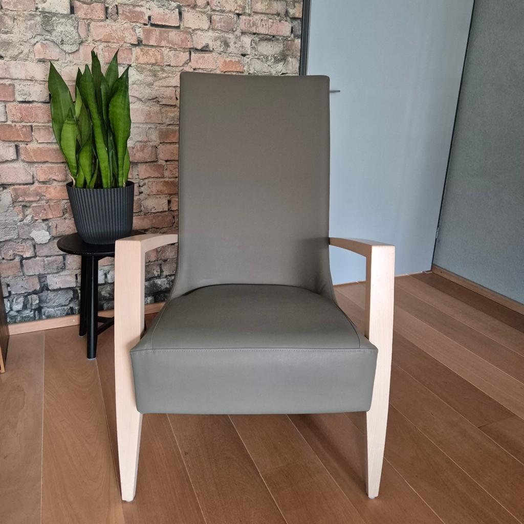 Senior stoel van De Arend project meubel  taupe NIEUW, Ophalen, Zo goed als nieuw, Overige kleuren, Eén
