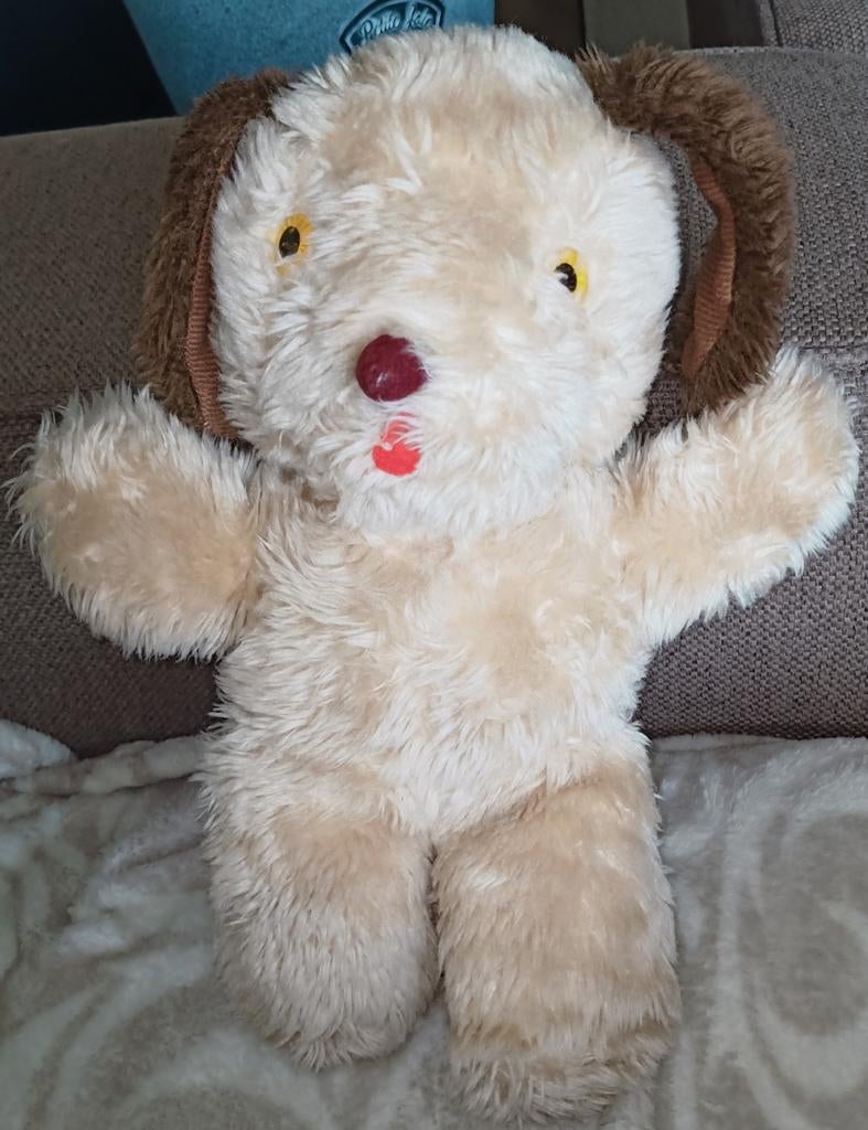 Antieke, vintage beige hond. Jaren '50/'60., Ophalen of Verzenden, Zo goed als nieuw, Stoffen beer, Overige merken