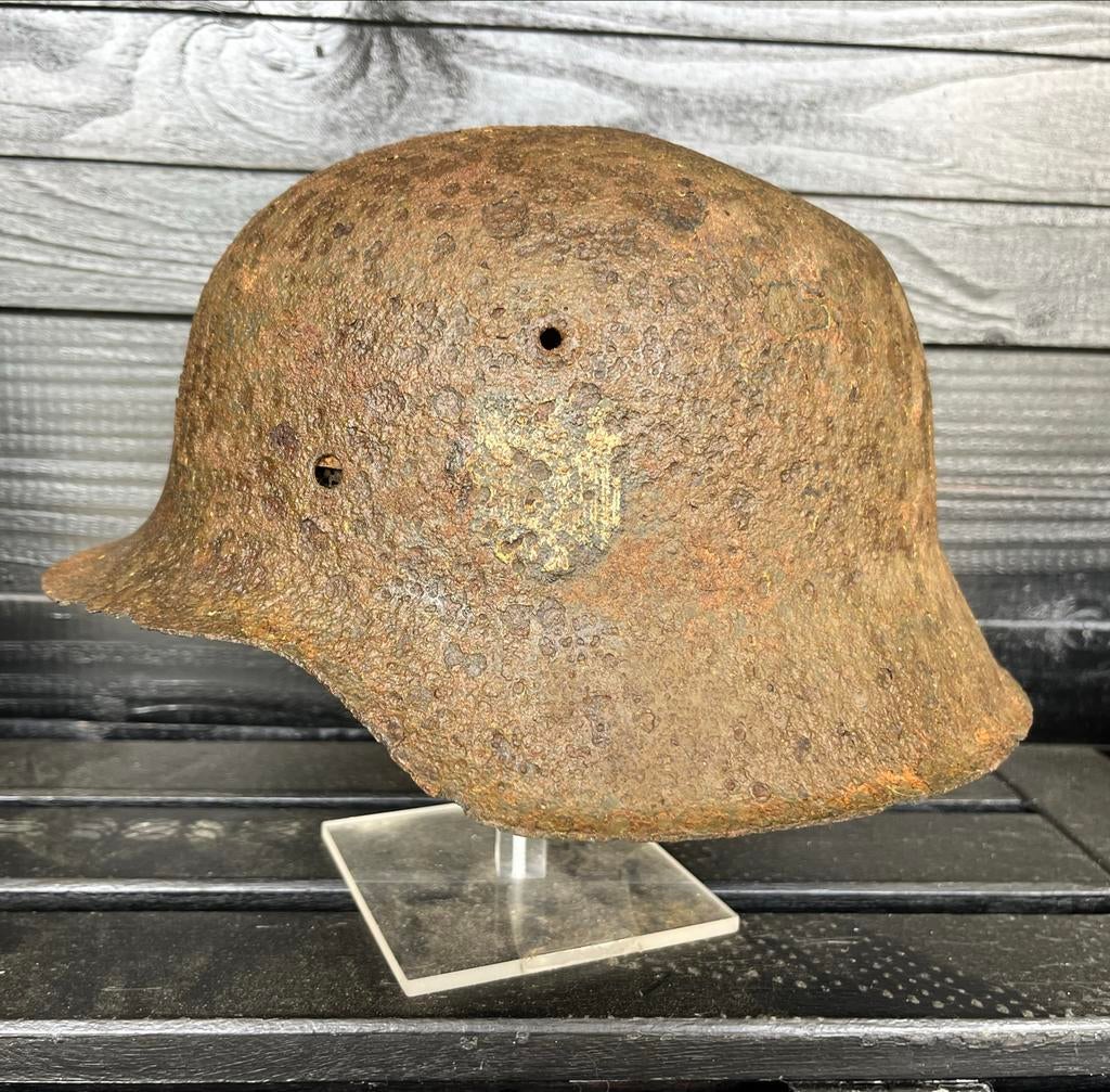 Zeldzame Duitse WOII helm M42, Verzamelen, Ophalen of Verzenden, Landmacht, Duitsland, Helm of Baret