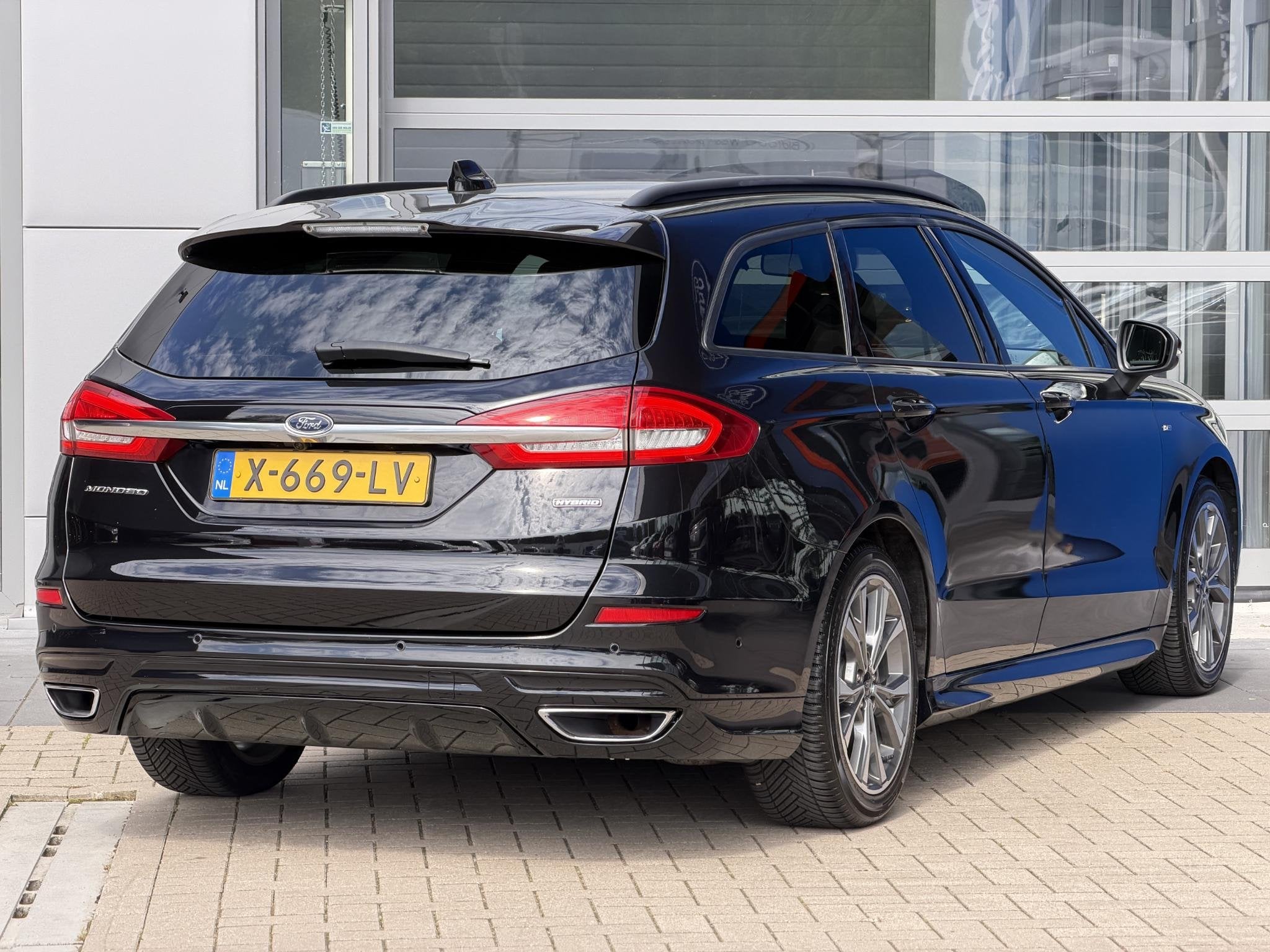 Ford Mondeo Wagon 2.0 IVCT HEV ST-Line, Auto's, Gebruikt, 4 cilinders, Leder en Stof, Hybride Elektrisch/Benzine