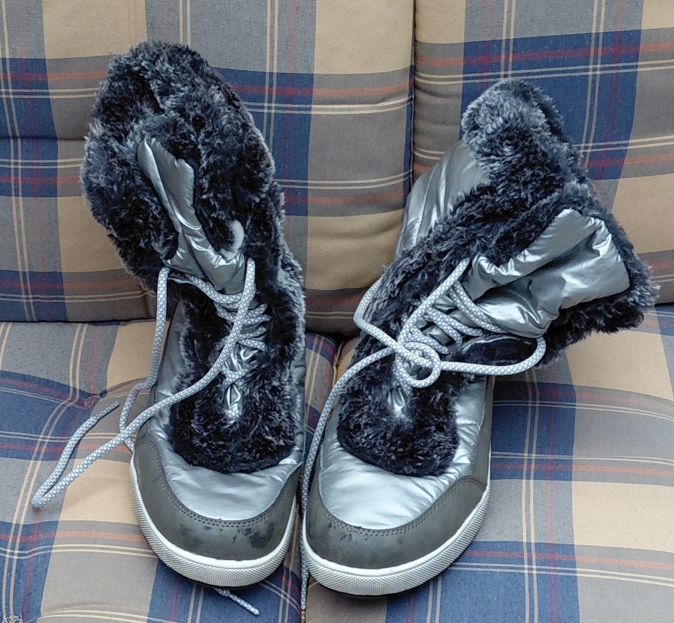 Walkx Outdoor Snowboots Maat 40 - Grijs met Bont, Walkx Outdoor, Snowboots, Ophalen of Verzenden, Grijs
