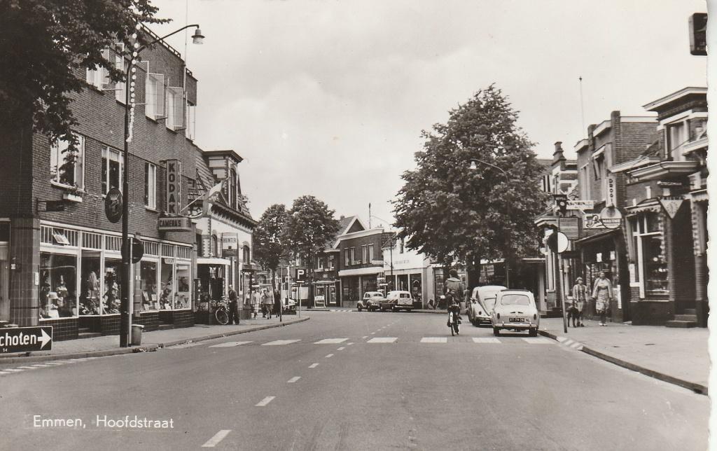 Emmen   Hoofdstraat, Ophalen of Verzenden, 1940 tot 1960, Gelopen, Drenthe