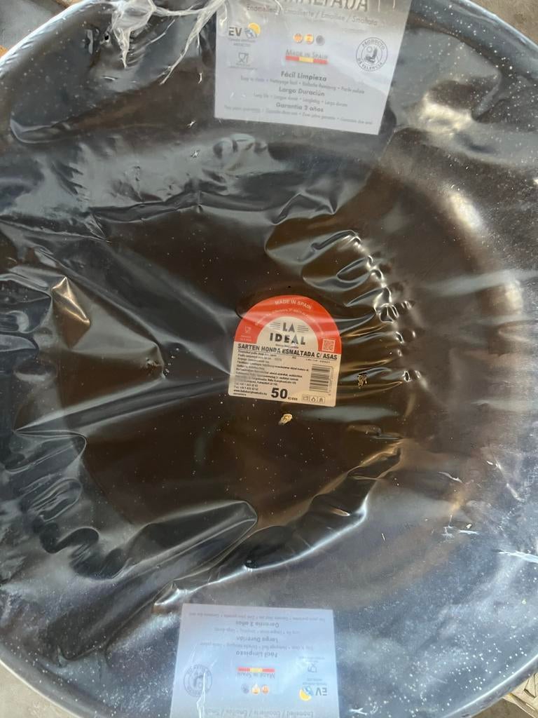 Nieuwe geëmailleerde wokpan - 50 cm - Zwart, Ophalen of Verzenden, Nieuw, Overige materialen, Wok