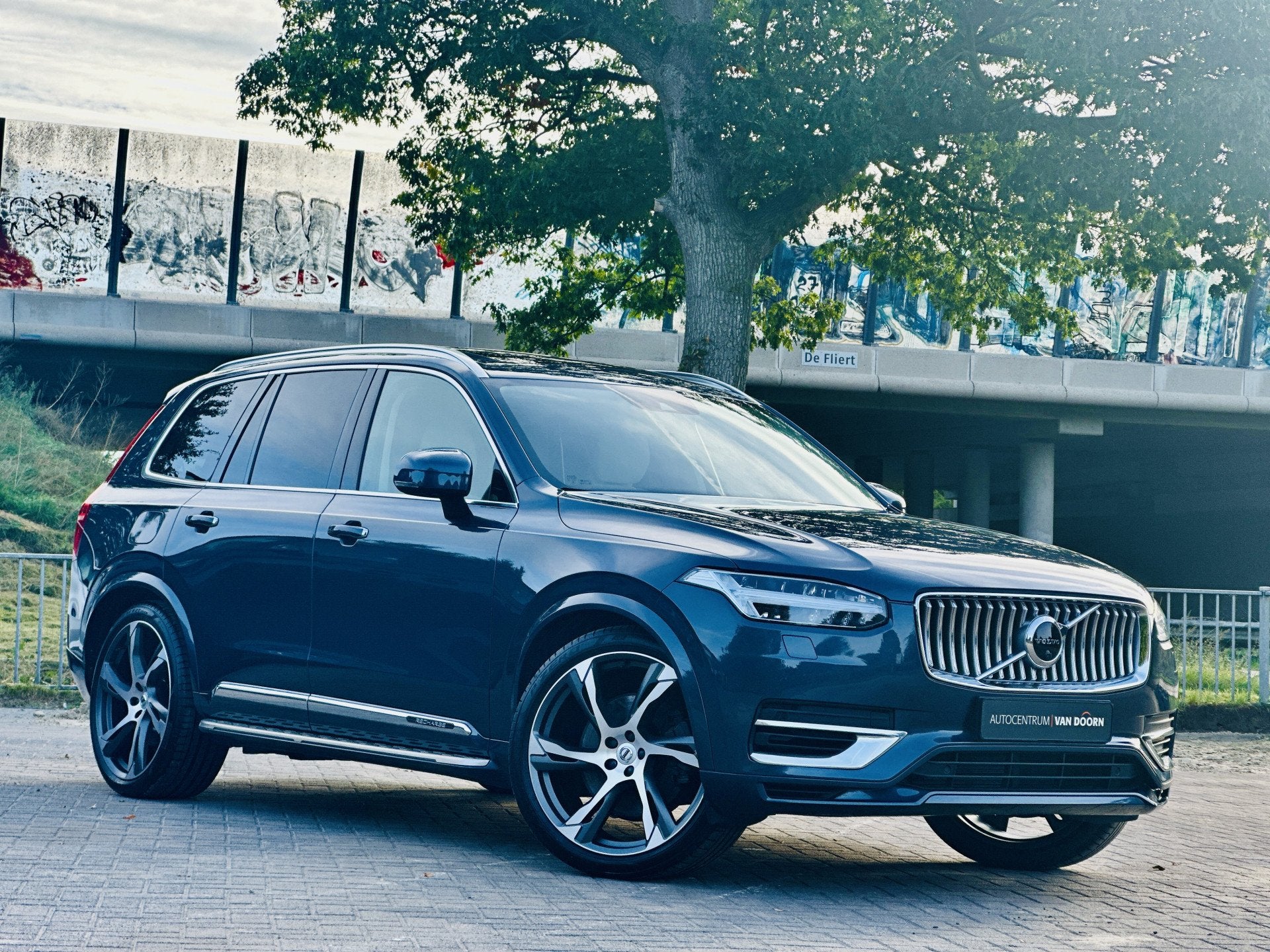 Volvo XC90 2.0 T8 Plug-in hybrid AWD | Long Range | Panorama, 145 pk, Gebruikt, 4 cilinders, 1969 cc