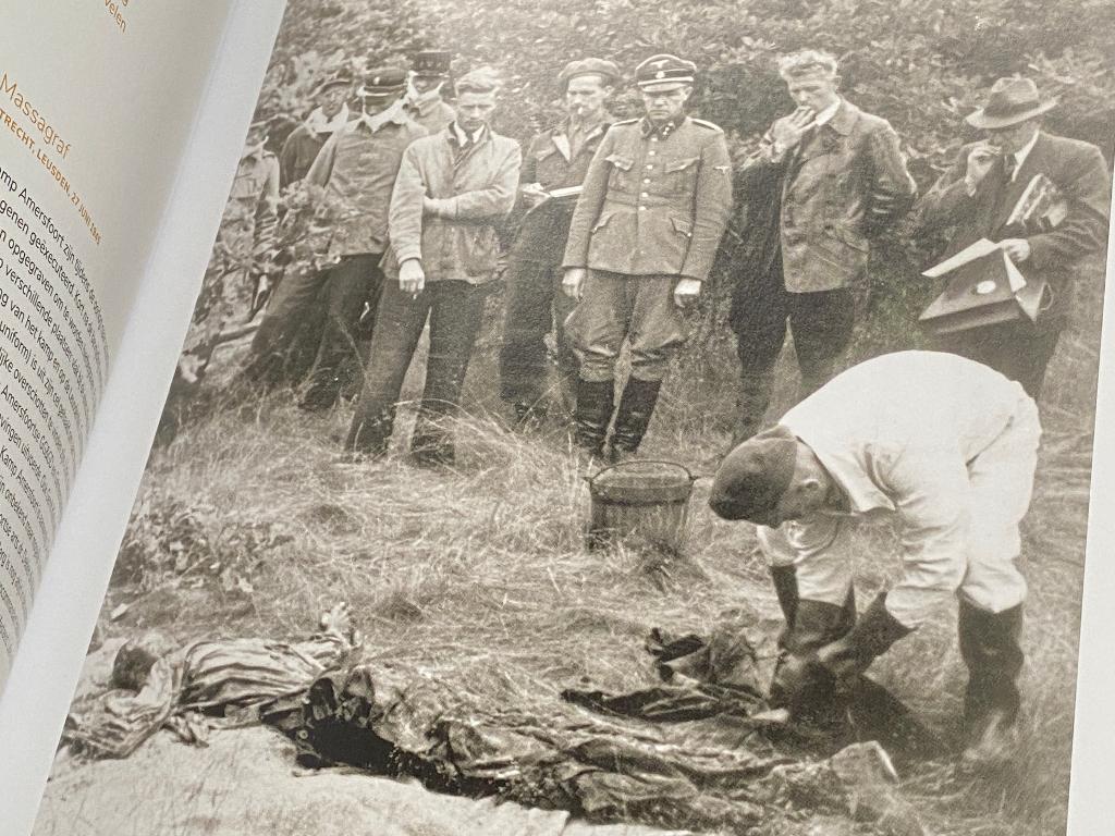 De Tweede Wereldoorlog in honderd foto's (2020) Nieuw, Verzamelen, Ophalen of Verzenden, Nederland, Boek of Tijdschrift