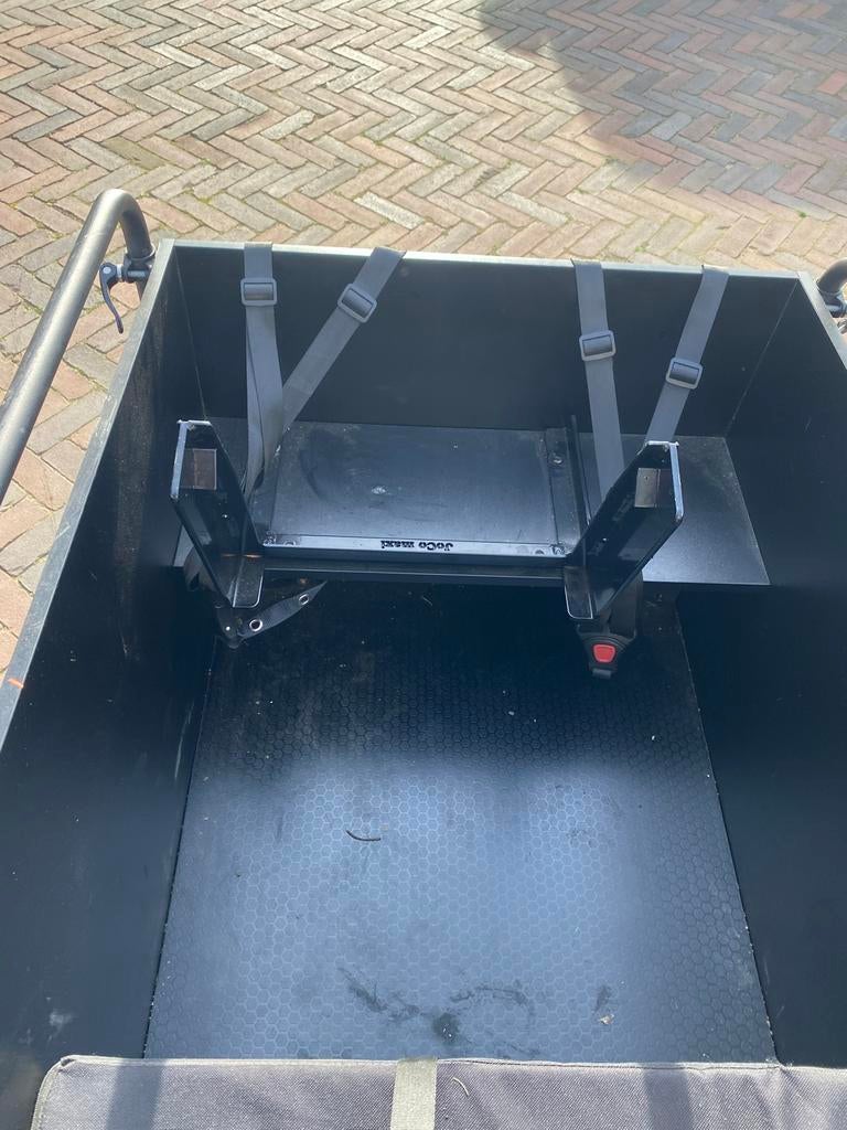Joco maxi-cosi houder voor bakfiets, Ophalen, Gebruikt