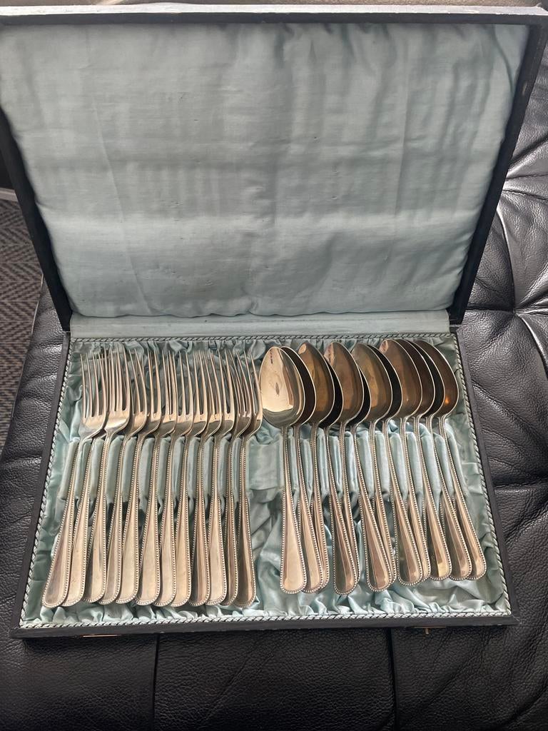 Bestekset 24-delig met parelrand - 12 vorken, 12 lepels, Ophalen of Verzenden