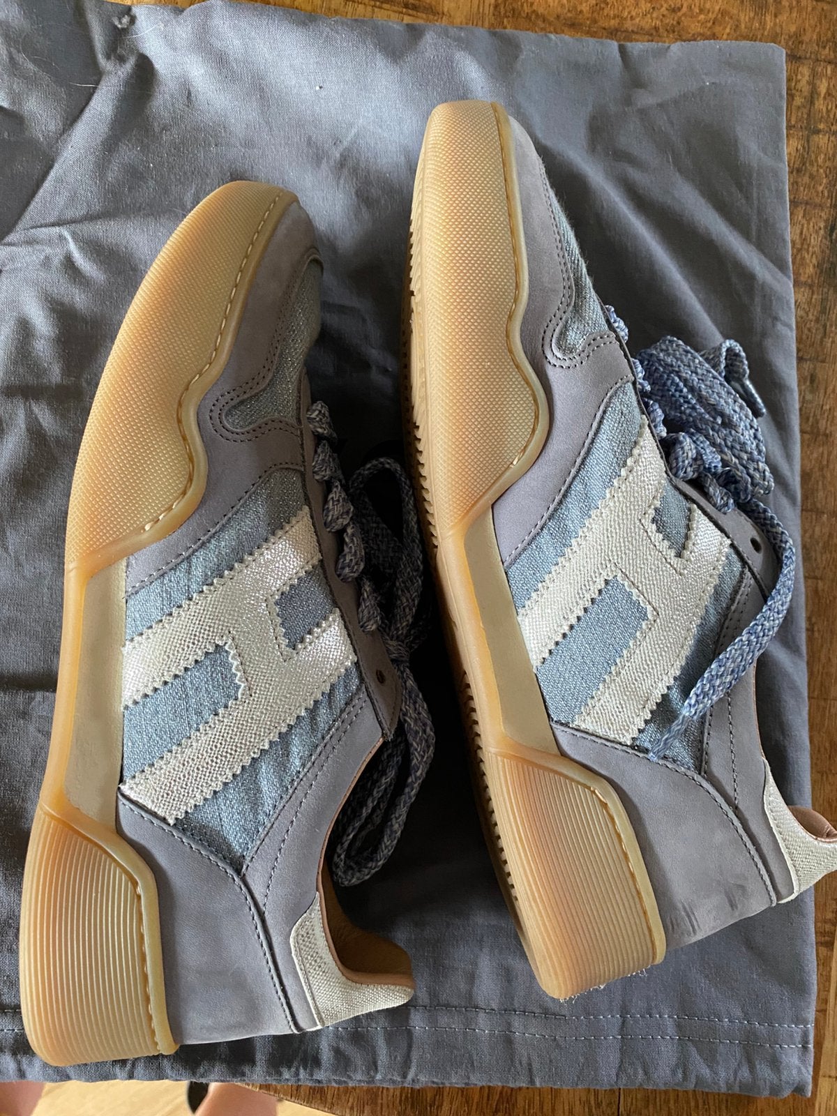 Hogan Cool sneakers, Kleding | Dames, Schoenen, Blauw, Ophalen of Verzenden, Sneakers of Gympen, Zo goed als nieuw