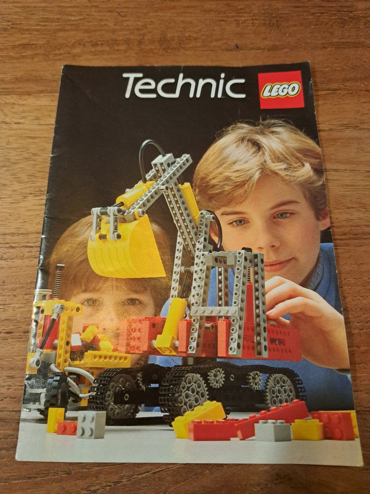 Originele Vintage LEGO Technic Catalogus Brochure (1984) NL, Gebruikt, Lego, Overige typen, Ophalen of Verzenden