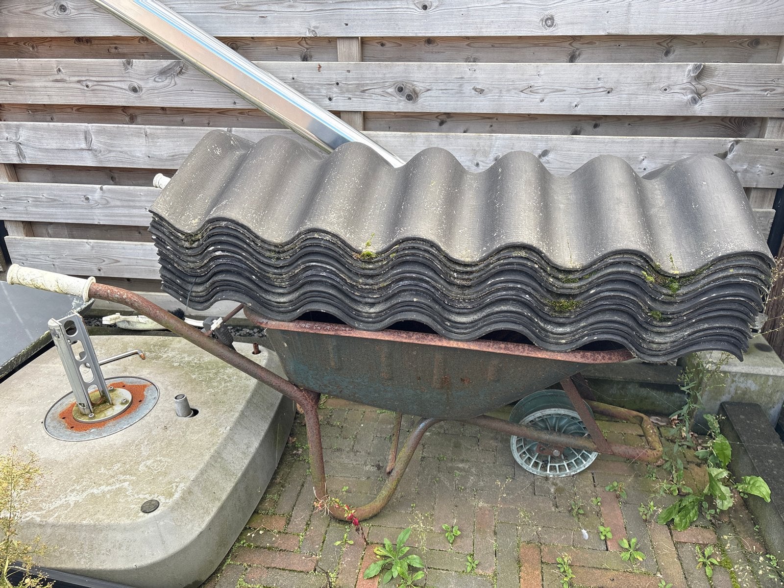 Gebruikte kruiwagen zonder band, Ophalen, Gebruikt, Handmatig, Eenwielig