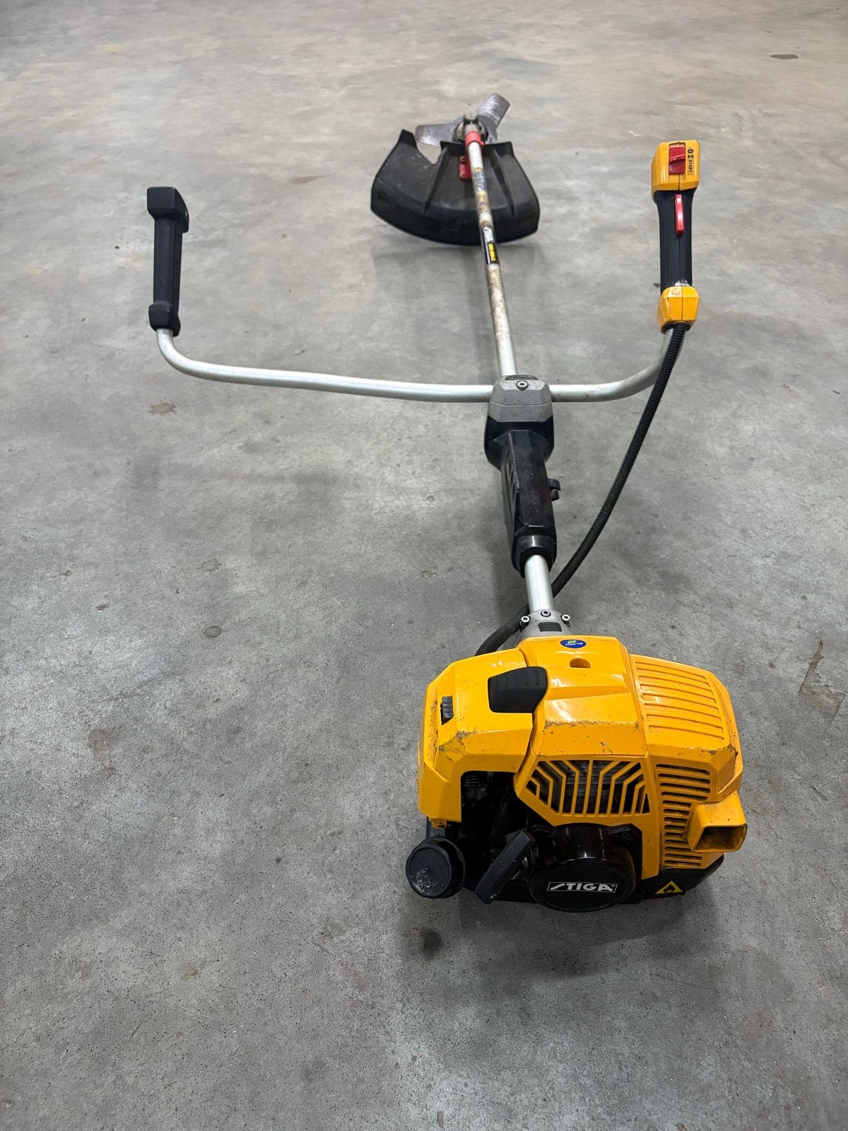 Stiga SB33D Bosmaaier - Krachtig en Betrouwbaar, Tuin en Terras, Ophalen, Gebruikt, 10 tot 30 cm, Benzine